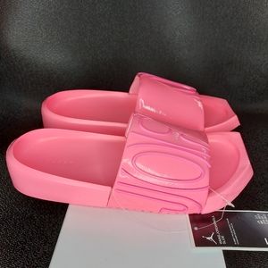 Jordan Nola slides pink size 6 womens brand new